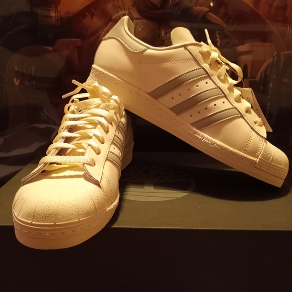 ADIDAS Superstar - Picture 2 of 4